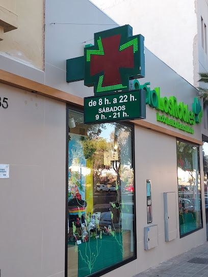 Farmacia Los Robles. Lcda Leticia Fiestas Martín