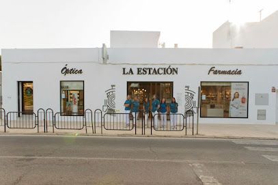Farmacia - Óptica La Estación. Lda. Virginia Rosa Díaz